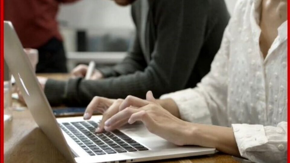 2b8dc85a31b89769e732f33614eefe10